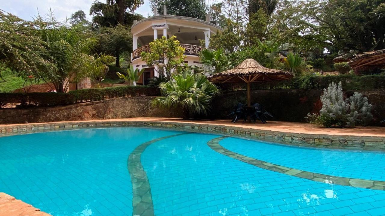 Banda Lodge Masaka Екстер'єр фото
