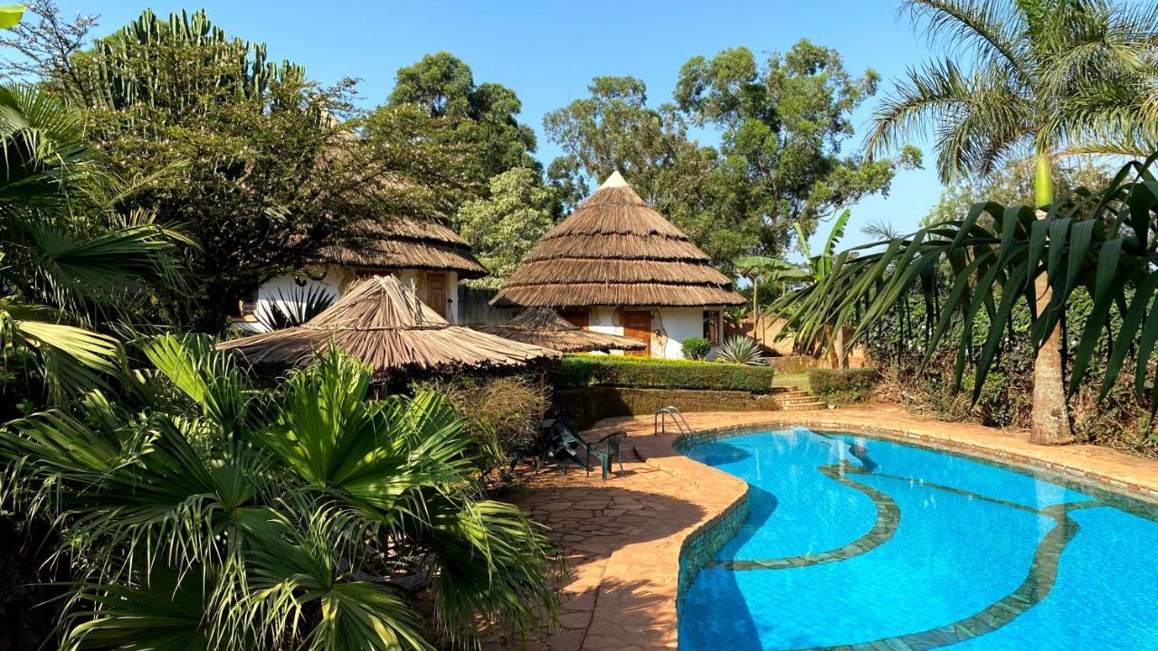 Banda Lodge Masaka Екстер'єр фото