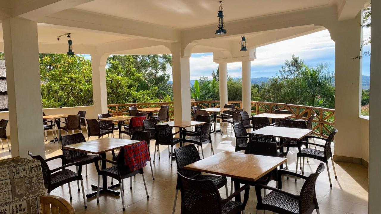Banda Lodge Masaka Екстер'єр фото