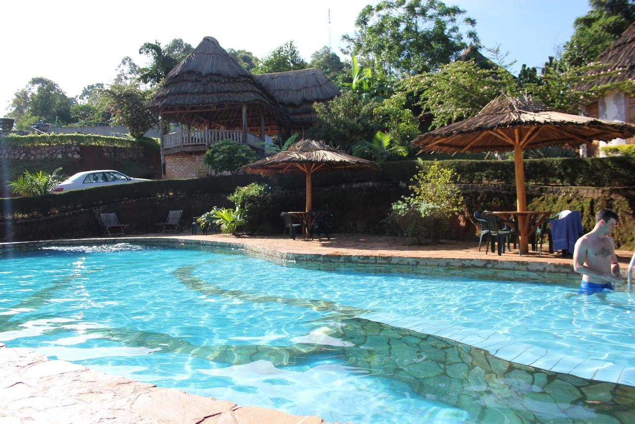 Banda Lodge Masaka Екстер'єр фото