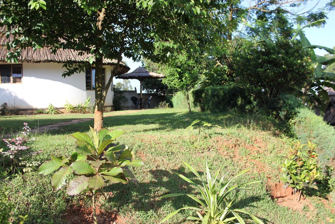 Banda Lodge Masaka Екстер'єр фото