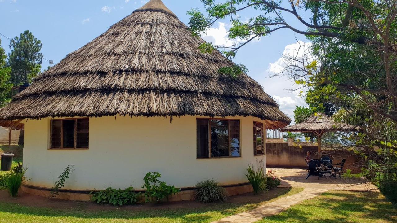 Banda Lodge Masaka Екстер'єр фото