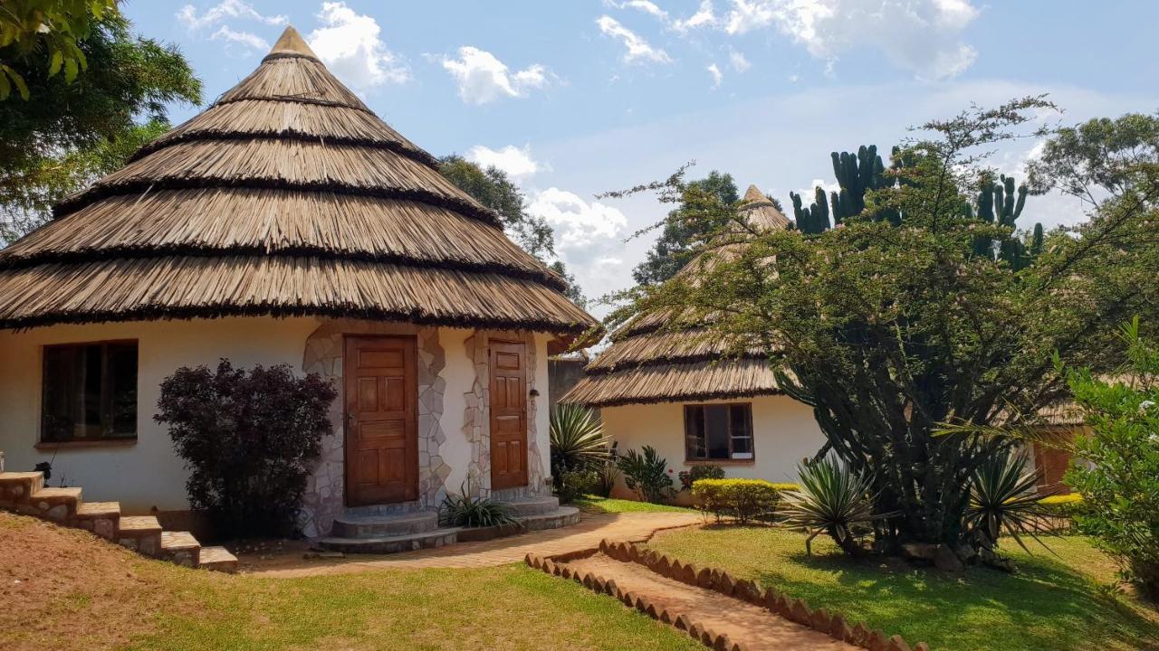 Banda Lodge Masaka Екстер'єр фото